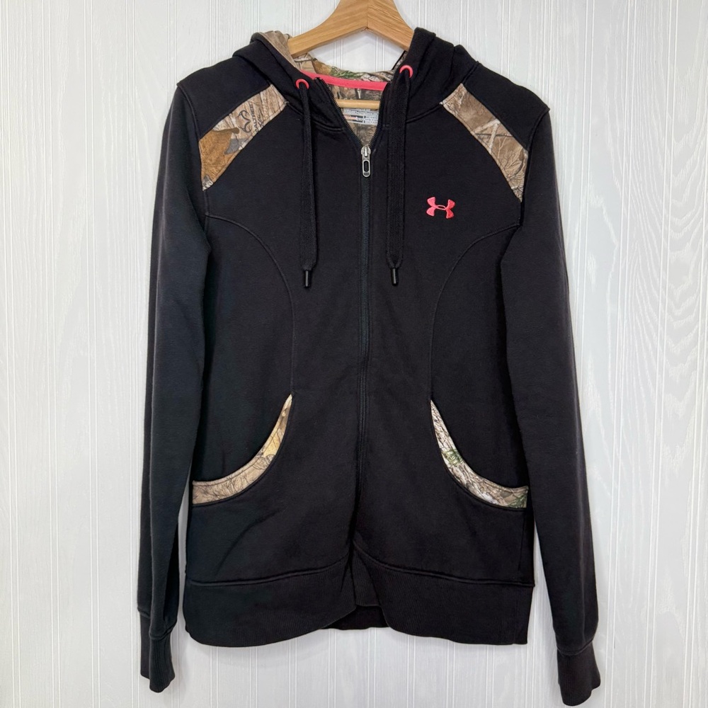 Under Armour semi-fitted black zip up hooded jacket size large